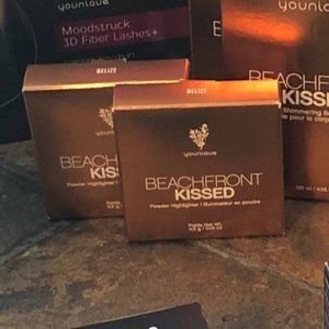 Younique Beachfront Kissed Shimmering Highlighter